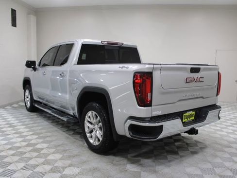 Used 2021 GMC Sierra 1500 SLT image 9