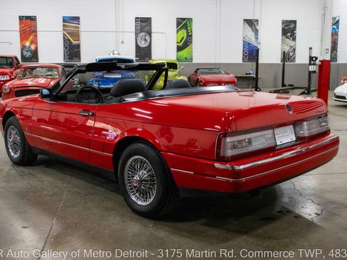 Used 1990 Cadillac Allante image 5