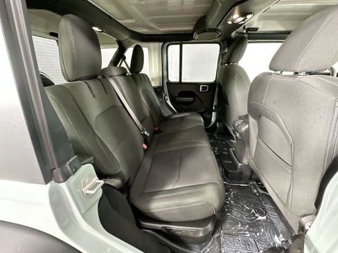 Used 2023 Jeep Wrangler Unlimited w/ Convenience Group image 27