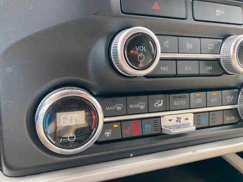 Certified 2022 Ford Expedition Max Limited image 19