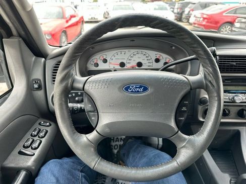 Used 2005 Ford Explorer Sport Trac XLS RWD image 15