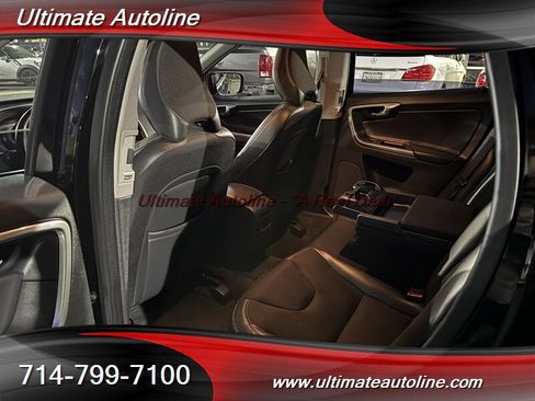 Used 2016 Volvo XC60 T5 w/ Proximity Package image 29