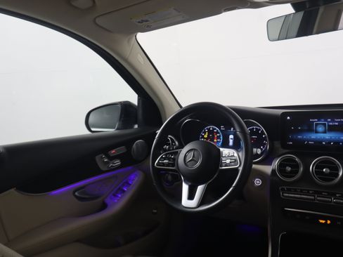 Used 2021 Mercedes-Benz GLC 300 image 10