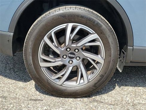 Used 2023 Lincoln Corsair AWD w/ Equipment Group 101A image 5