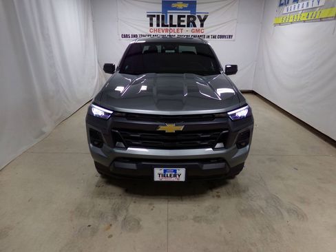 New 2025 Chevrolet Colorado LT w/ LT Convenience Package image 2
