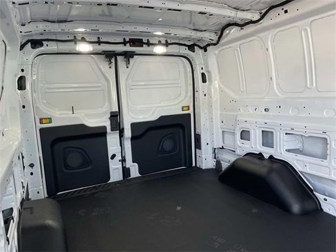 New 2025 Ford Transit 250 Low Roof image 24