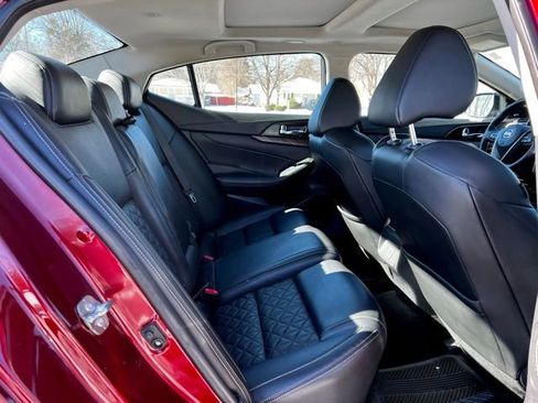 Used 2018 Nissan Maxima Platinum image 18