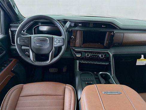 New 2026 GMC Sierra 3500 Denali Ultimate w/ LPO, Black Badging Package image 2