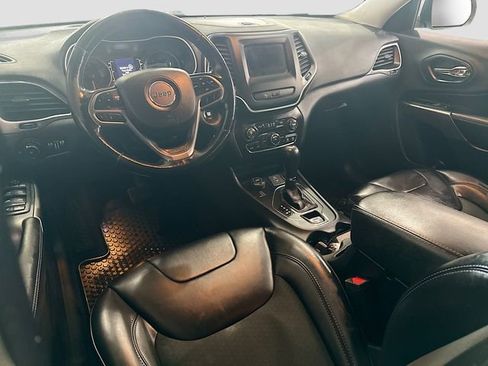 Used 2020 Jeep Cherokee Latitude Plus w/ Cold Weather Group image 21