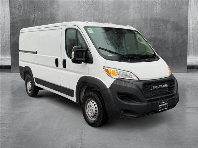 Used 2025 RAM ProMaster 2500 FWD image 3