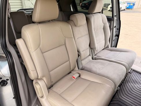 Used 2011 Honda Odyssey EX image 41