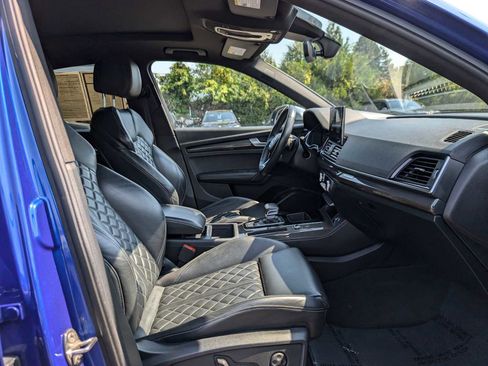 Used 2022 Audi SQ5 Prestige image 11