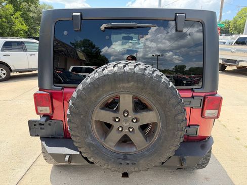 Used 2013 Jeep Wrangler Unlimited Sport AWD/4WD image 6
