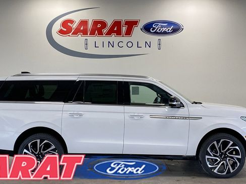 New 2026 Lincoln Navigator L Reserve image 1