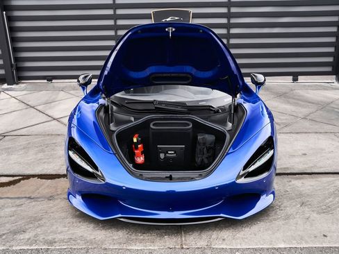Used 2024 McLaren 750S image 18