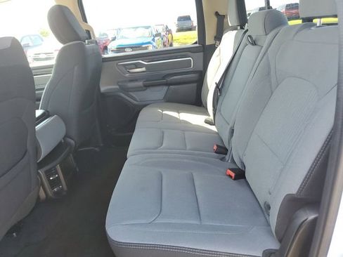 Used 2019 RAM 1500 Big Horn AWD/4WD image 26