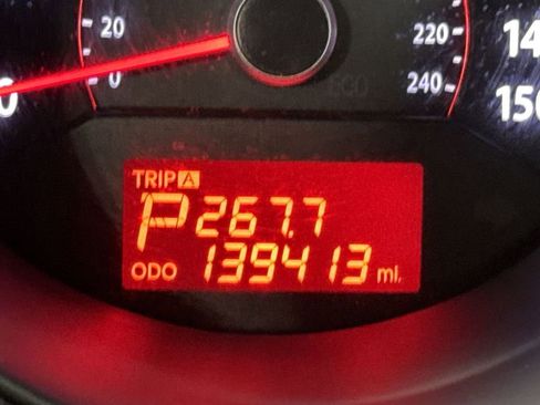 Used 2012 Kia Sorento FWD image 13