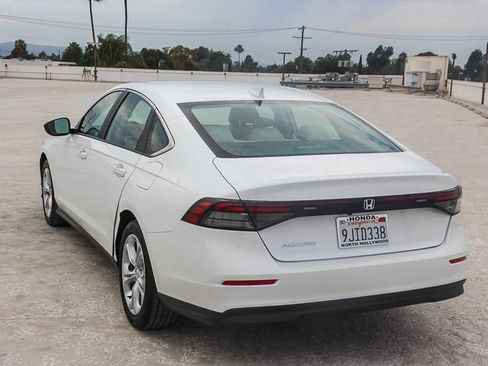 Certified 2023 Honda Accord LX image 4