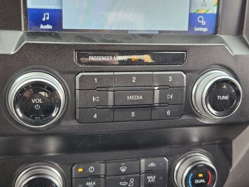 Used 2020 Ford F150 Lariat w/ Equipment Group 502A Luxury AWD/4WD image 24
