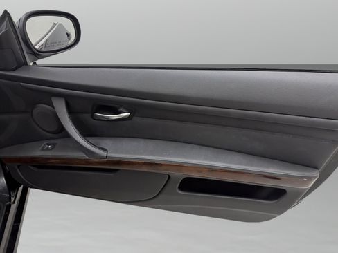 Used 2011 BMW 328i Convertible RWD image 27