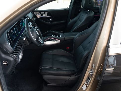 Used 2023 Mercedes-Benz Maybach GLS 600 4MATIC image 12