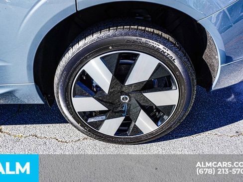 Used 2024 Volvo XC60 T8 Plus w/ Climate Package image 18