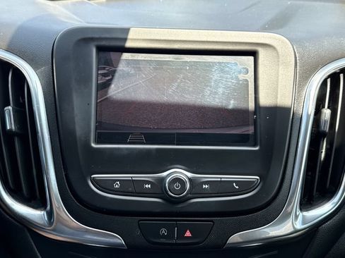 Used 2023 Chevrolet Equinox LT FWD image 17