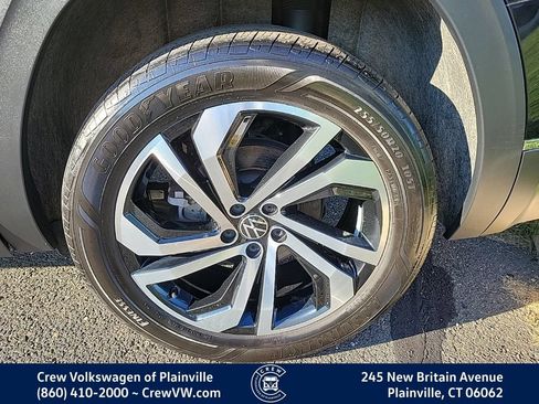 Used 2023 Volkswagen Atlas SEL AWD/4WD image 20