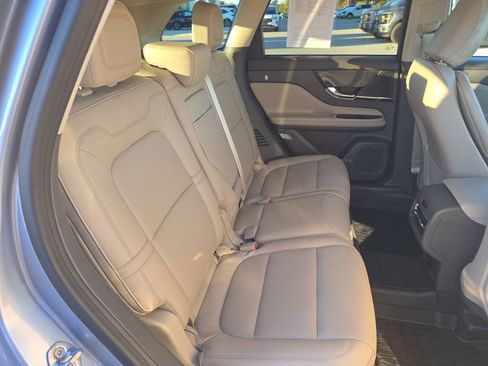 Used 2022 Lincoln Corsair AWD w/ Equipment Group 101A image 39