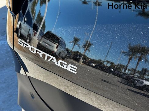 New 2026 Kia Sportage LX image 8
