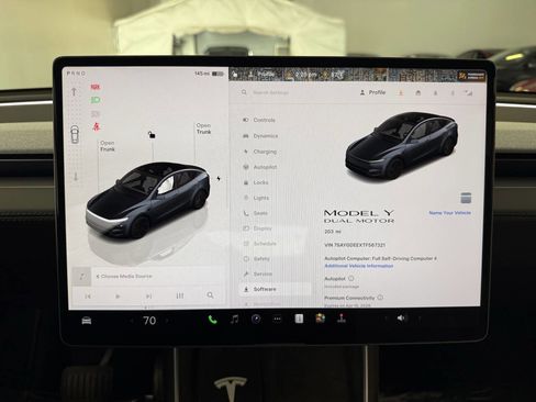 Used 2026 Tesla Model Y Long Range image 10