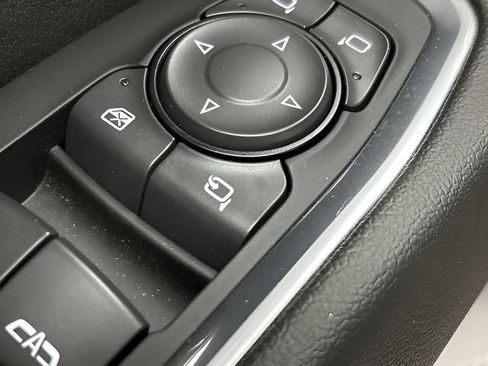 Used 2022 Chevrolet Silverado 1500 High Country w/ High Country Premium Package image 37