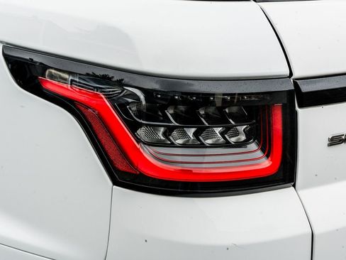 Used 2021 Land Rover Range Rover Sport SE image 8