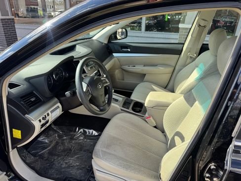 Used 2012 Subaru Legacy 2.5i w/ Alloy Wheel Pkg AWD/4WD image 10