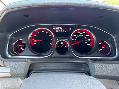 Used 2013 GMC Acadia SLT AWD/4WD image 24