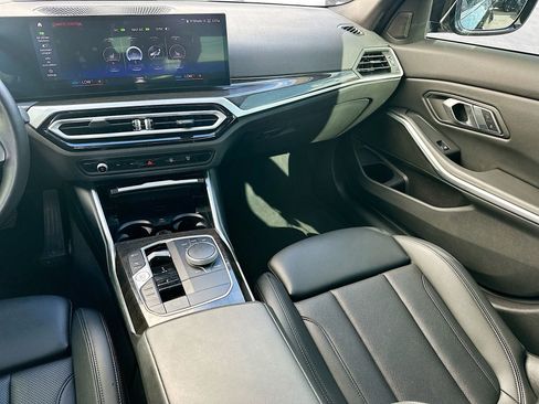 Used 2023 BMW 330i xDrive Sedan w/ Premium Package image 24