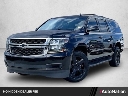 Used 2017 Chevrolet Suburban LT w/ LT Midnight Edition RWD image 1