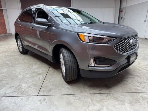 Certified 2023 Ford Edge SEL w/ Convenience Package image 7