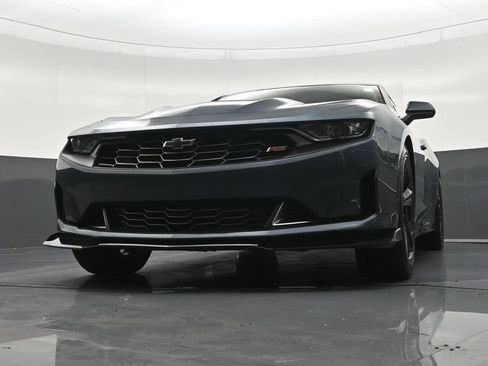 Used 2022 Chevrolet Camaro LT w/ RS Package RWD image 34
