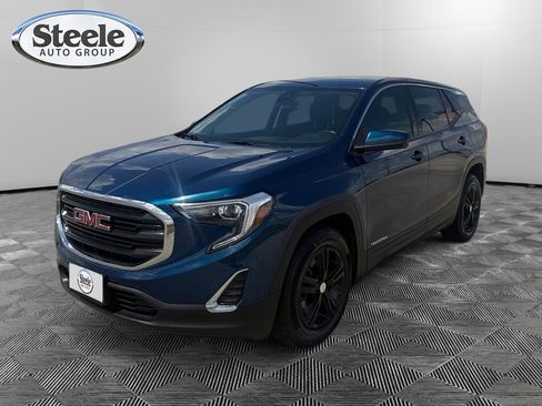 Used 2020 GMC Terrain SLE FWD image 1