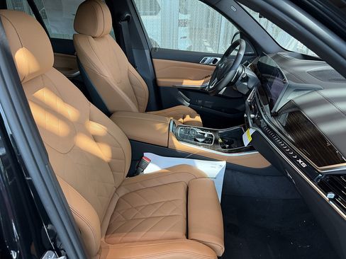 New 2026 BMW X5 xDrive40i AWD/4WD image 14