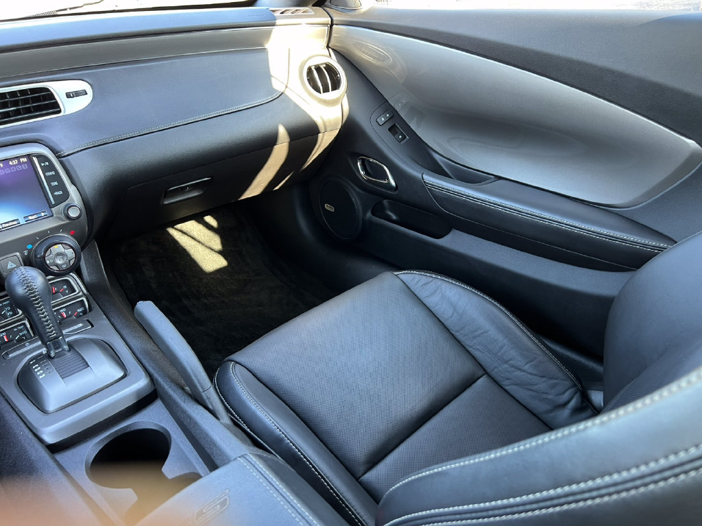 Used 2013 Chevrolet Camaro SS w/ RS Package RWD image 27