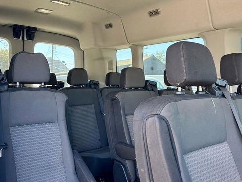 Used 2021 Ford Transit 350 XLT RWD image 12