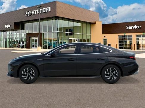 New 2026 Hyundai Sonata Blue FWD image 3