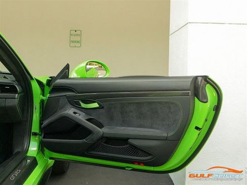 Used 2019 Porsche 911 GT3 RS w/ Weissach Package RWD image 38