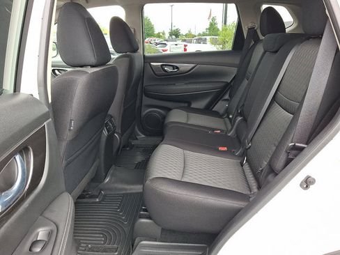 Used 2020 Nissan Rogue SV AWD/4WD image 11