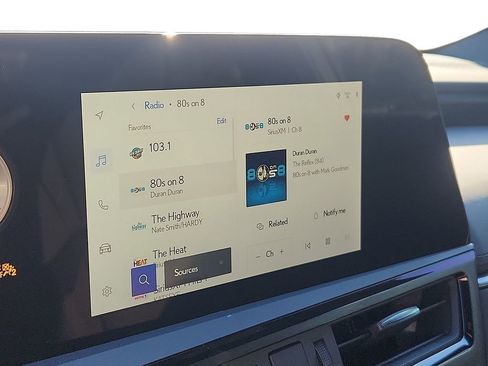 Used 2025 Lexus ES 350 w/ Premium Package image 18