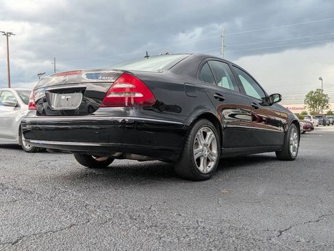 Used 2006 Mercedes-Benz E 350 4MATIC Sedan image 17