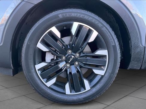 Used 2023 Kia Telluride SX image 10