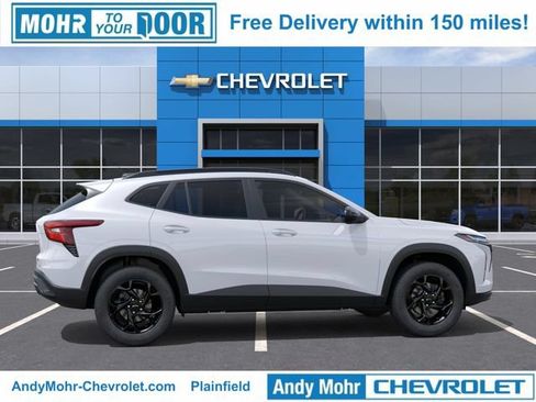 New 2026 Chevrolet Trax LT w/ Driver Confidence Package FWD image 7